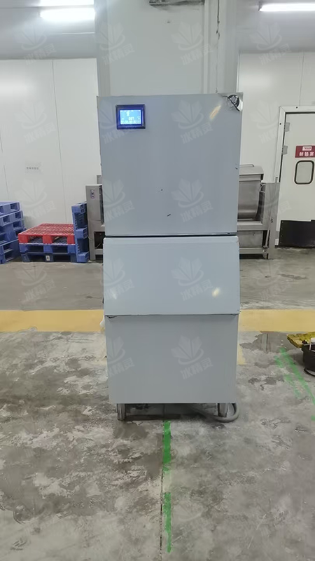 400公斤片冰机交付湖北武汉市《武汉百慧食品有限公司》